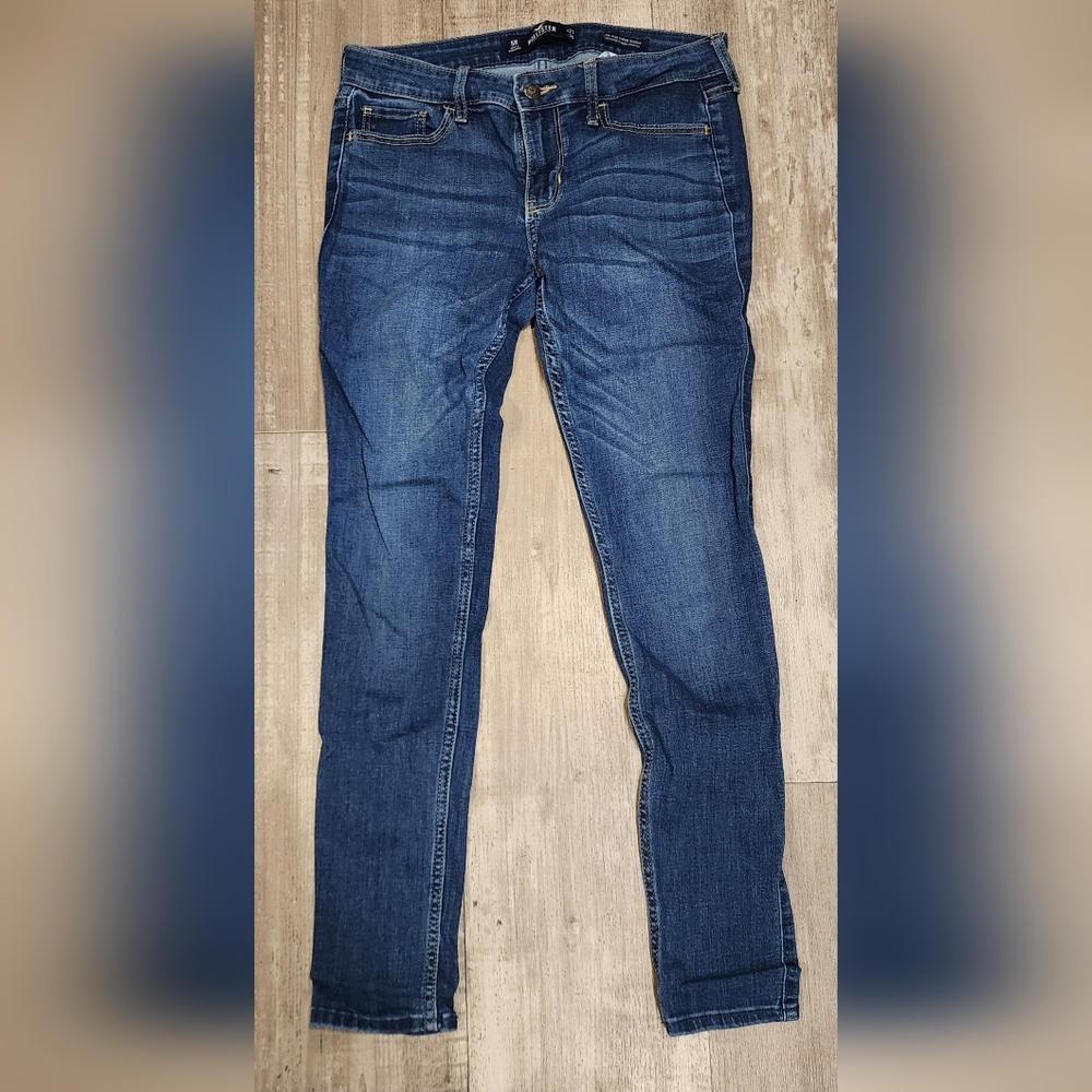 Hollister jeans size 5